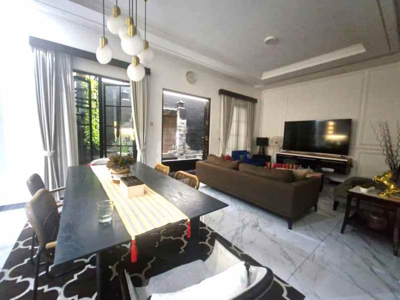 dijual rumah royal residence cakung