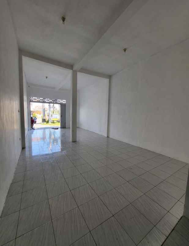 dijual rumah ruko lokasi nol jalan tambak medokan ayu