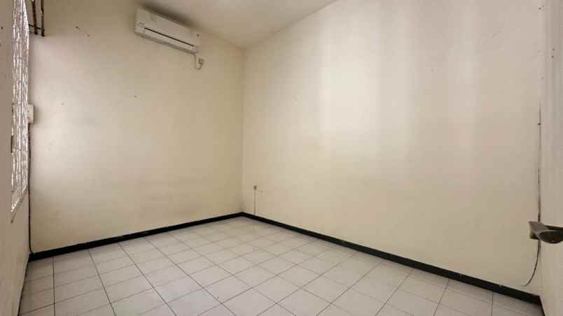 dijual rumah rungkut mapan timur