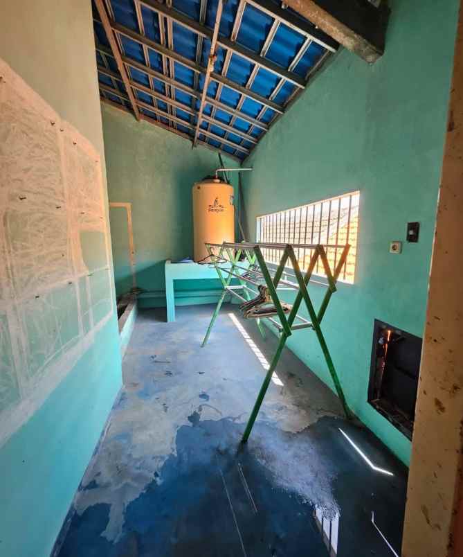 dijual rumah satelit