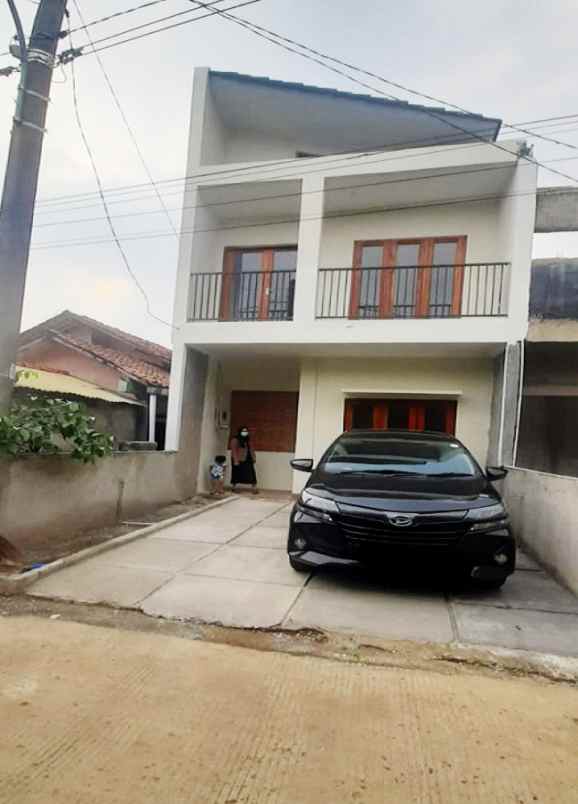 dijual rumah sawangan bojong sari kota