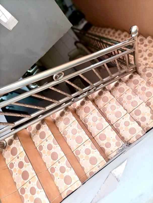 dijual rumah semper barat