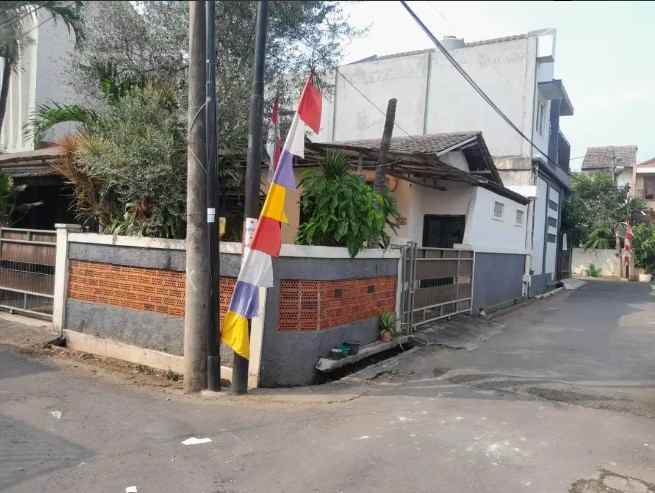 dijual rumah setu cipayung