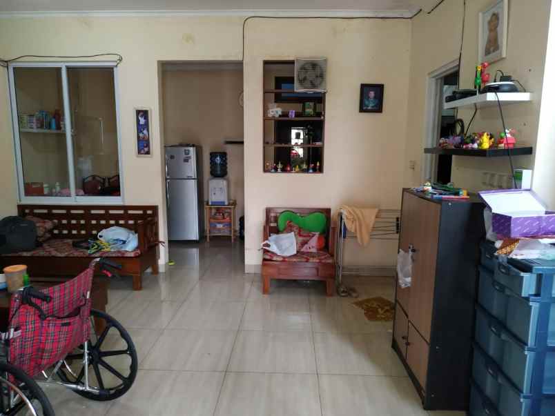 dijual rumah siap huni di bukit golf cibubur
