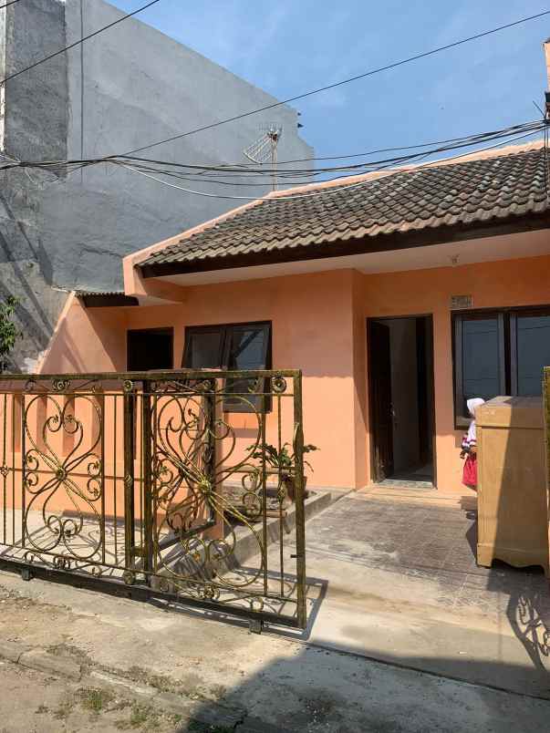 dijual rumah siap huni lt 60 lb 45 dasana indah