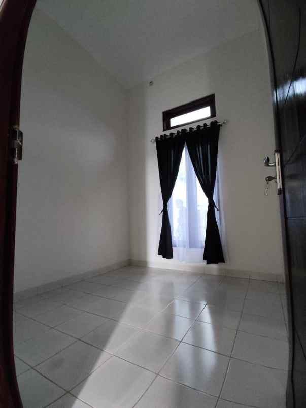 dijual rumah siap huni modern dekat rs manisrenggo