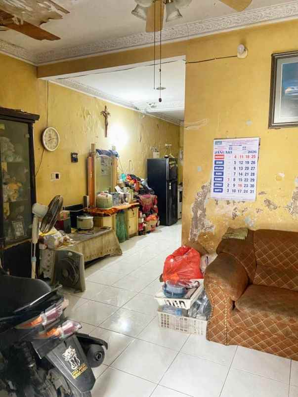 dijual rumah simo magerejo