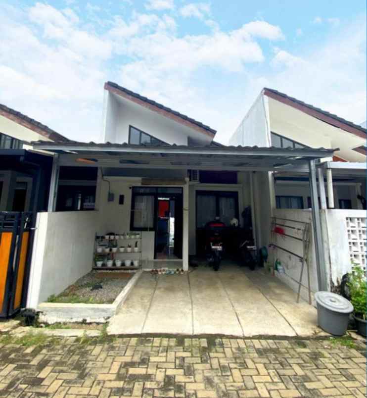 dijual rumah strategis yaman bebas dari banjir