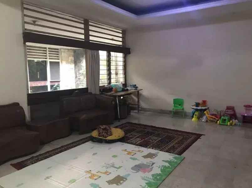 dijual rumah sukabumi selatan kec kebon