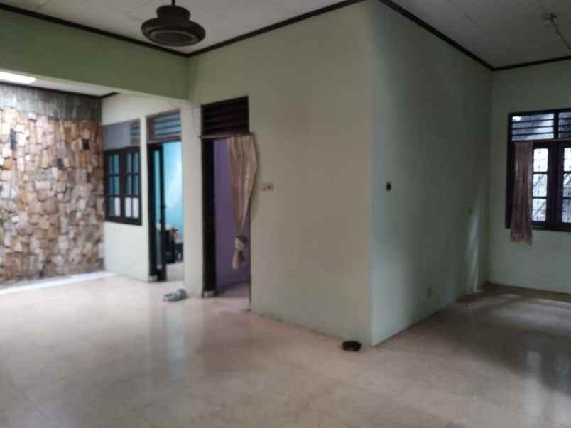 dijual rumah sungai sambas