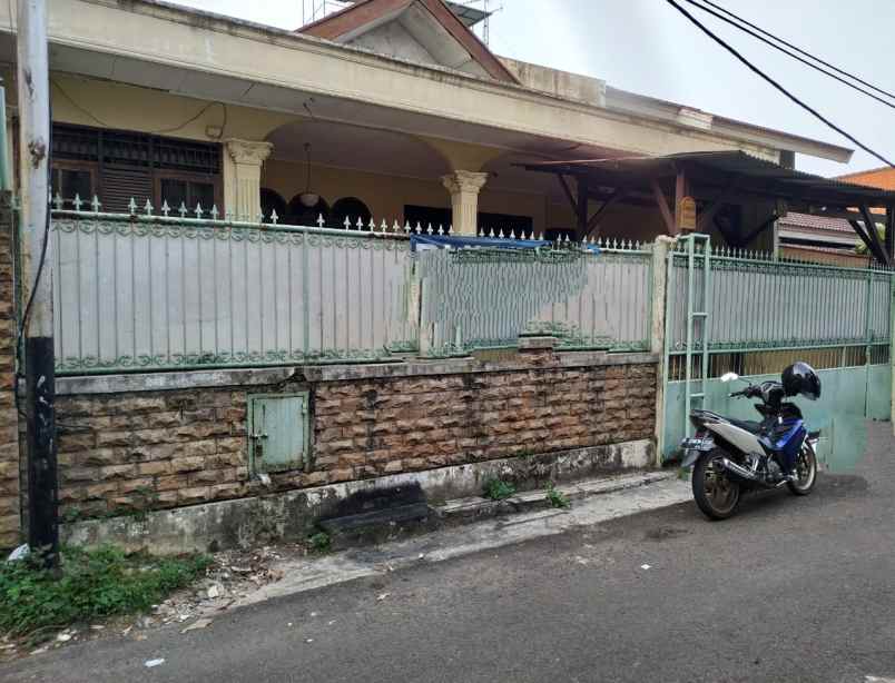 dijual rumah sungai sambas