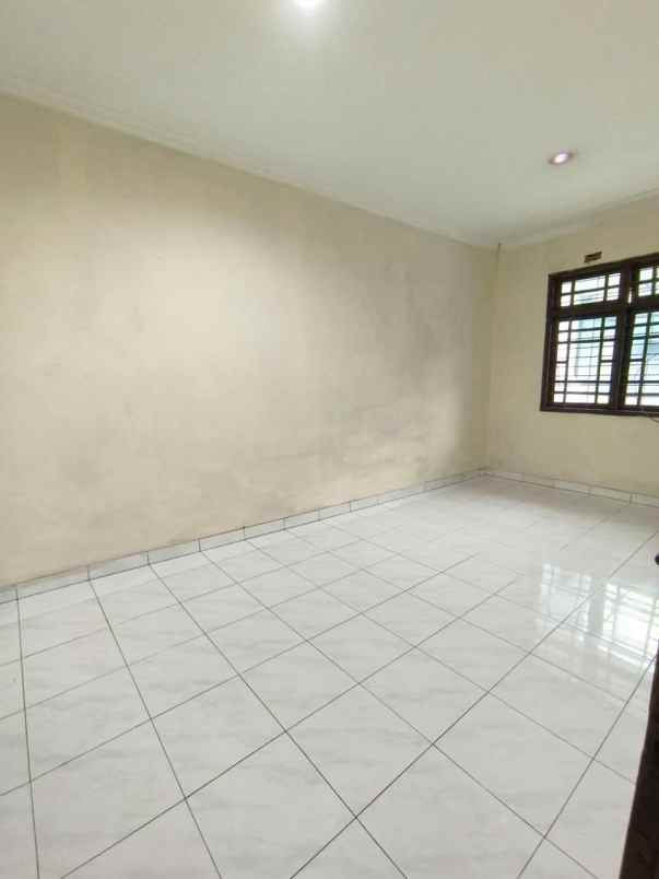 dijual rumah sunter metro