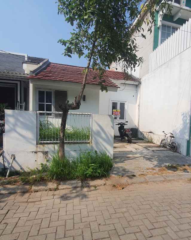 dijual rumah talaga bestari tangerang