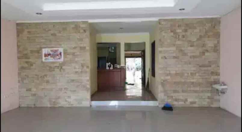dijual rumah taman kenari nusantara