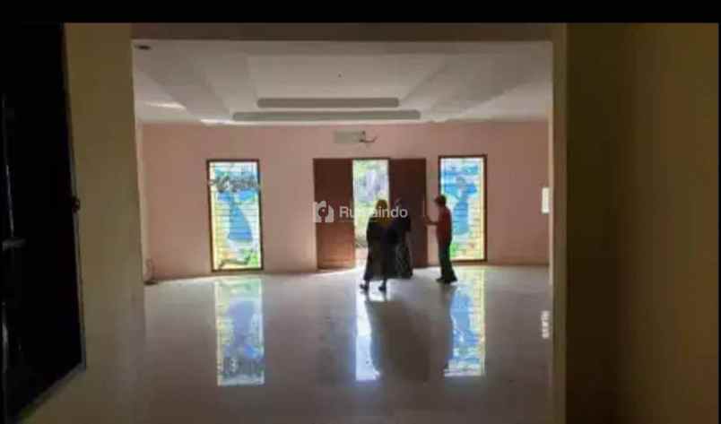 dijual rumah taman kenari nusantara