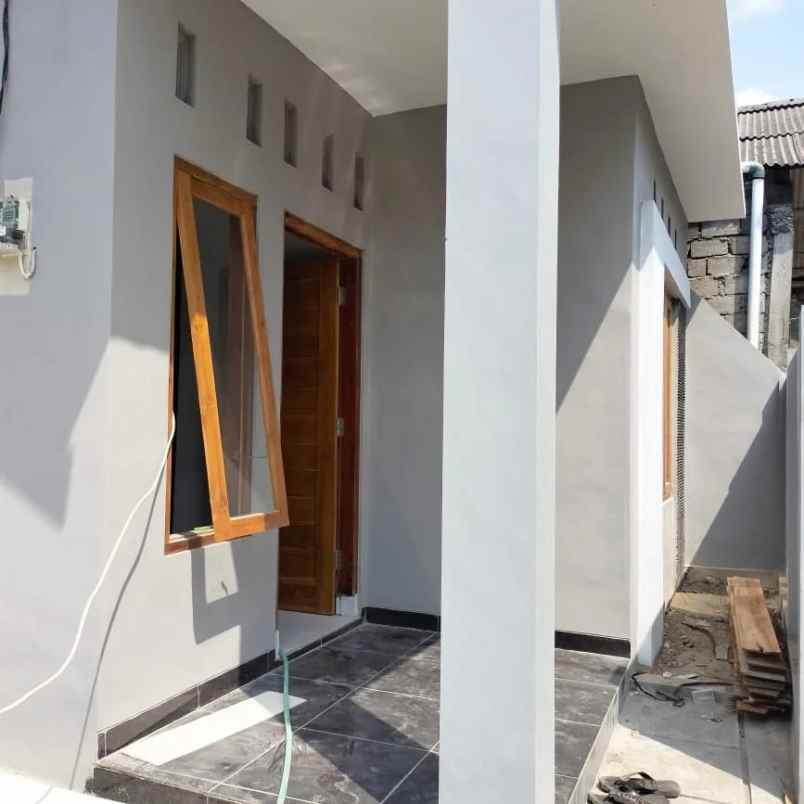 dijual rumah tamanmartani