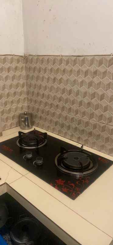 dijual rumah tasikmadu