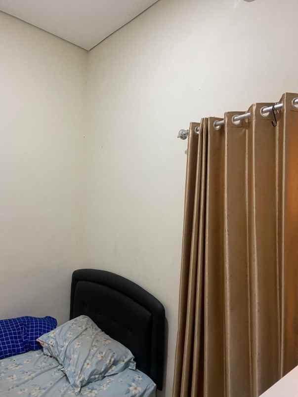 dijual rumah tasikmadu