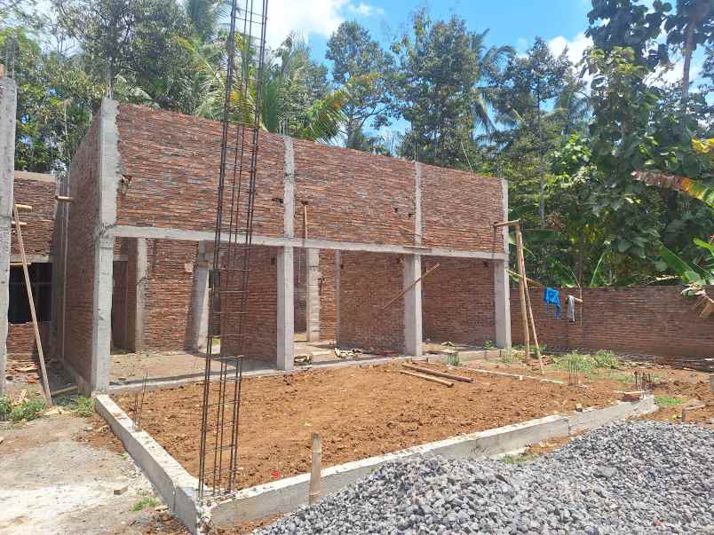 dijual rumah tegalarum borobudur