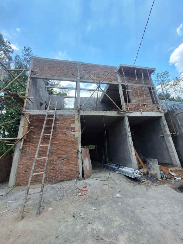 dijual rumah tegalarum borobudur