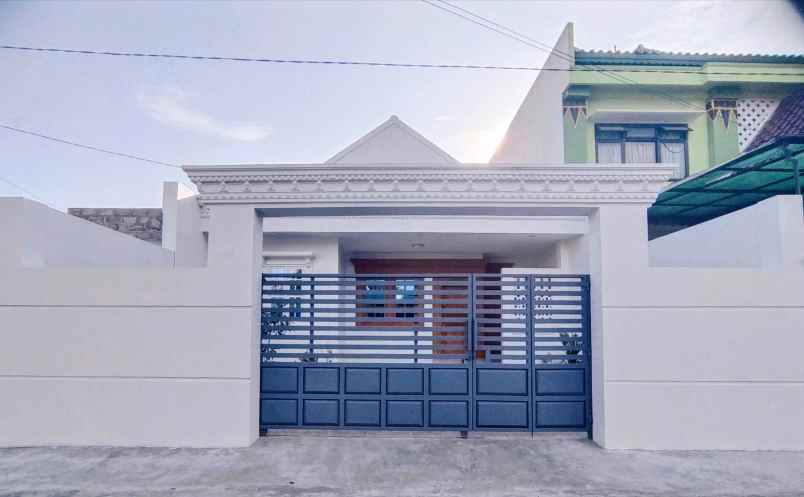 dijual rumah tegalrejo