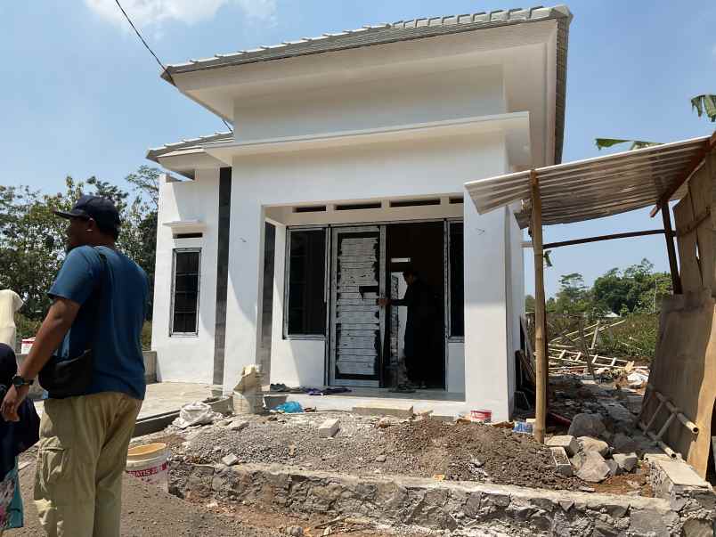 dijual rumah unnes