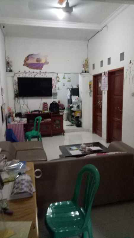 dijual rumah vila tomang baru