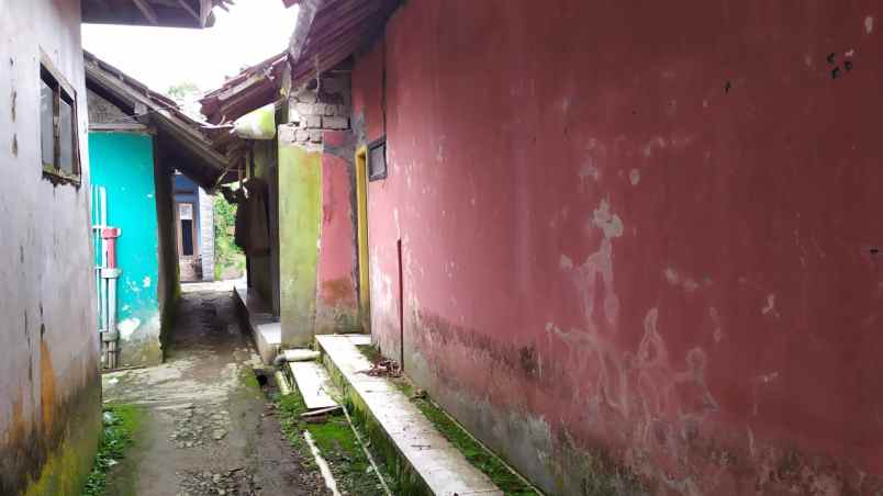 dijual rumah wanayasa