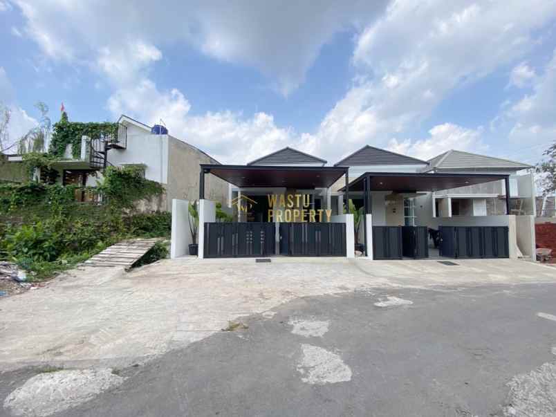 dijual rumah wedomartani