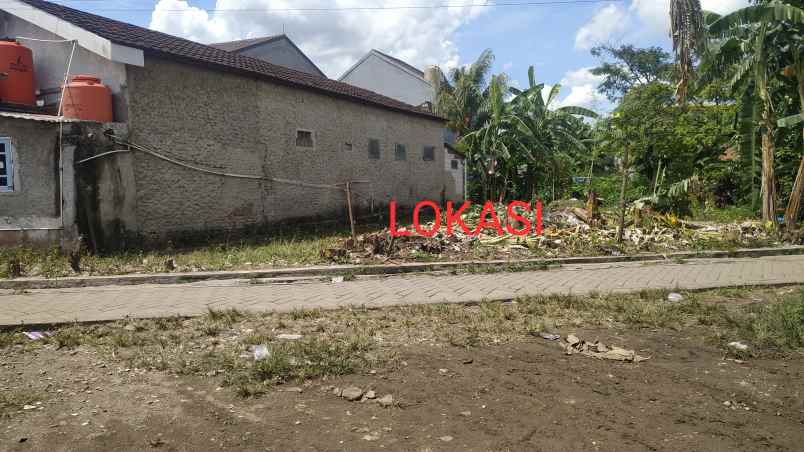 dijual tanah cadas karet tangerang