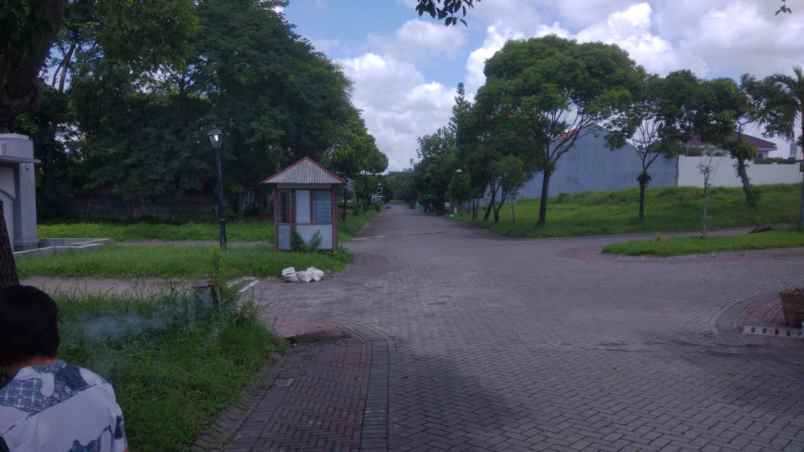 dijual tanah citraland selat golf