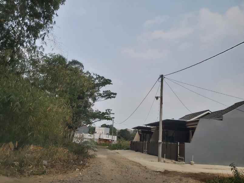 dijual tanah jalan raya kavling bri