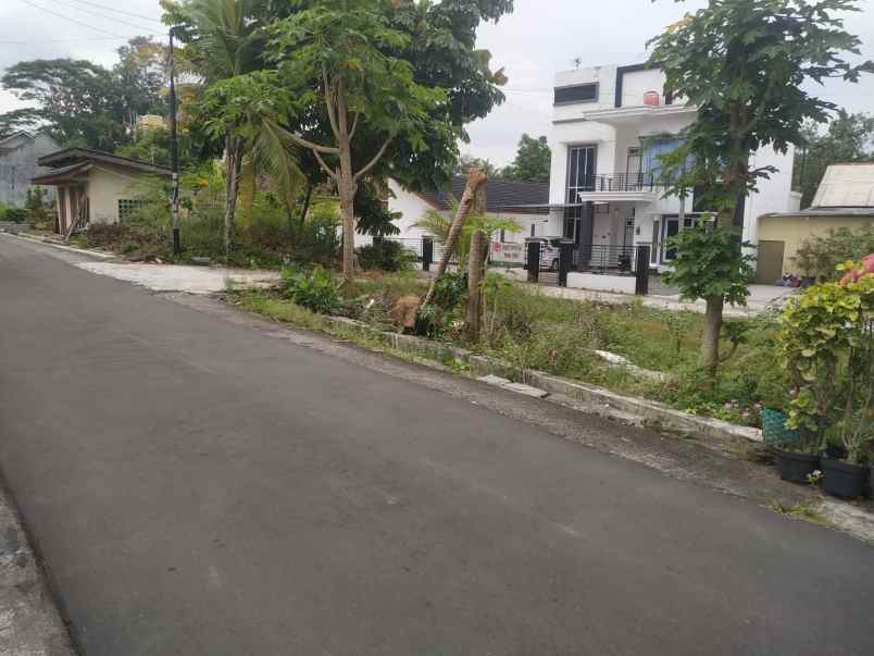 dijual tanah jl kaliurang km 12 5