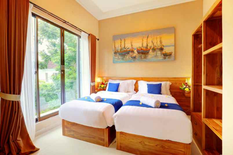 dijual villa alessandra petitenget bali