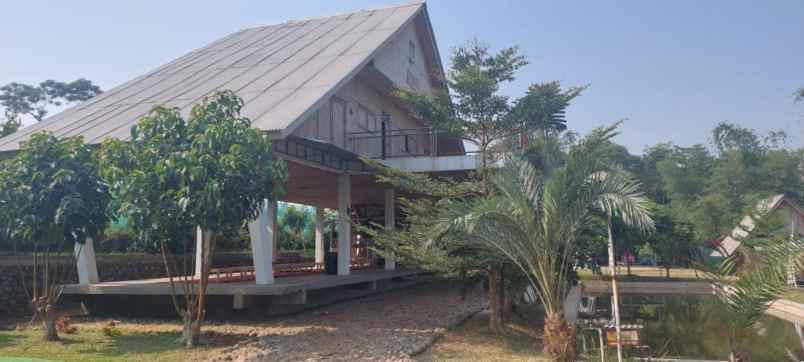 dijual villa desa margahurip banjaran