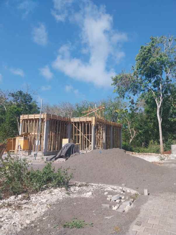 dijual villa jalan nusa dua kuta badung