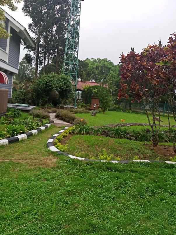 dijual villa jl cidahu sukabumi