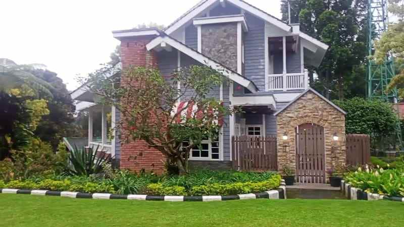 dijual villa jl cidahu sukabumi