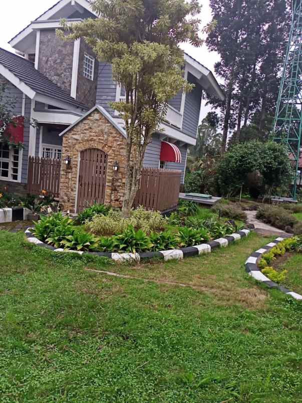 dijual villa jl cidahu sukabumi