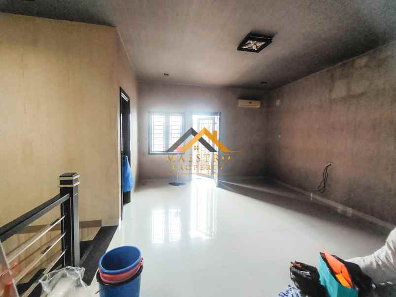 dijual villa komplek cemara asri jalan azalea 3