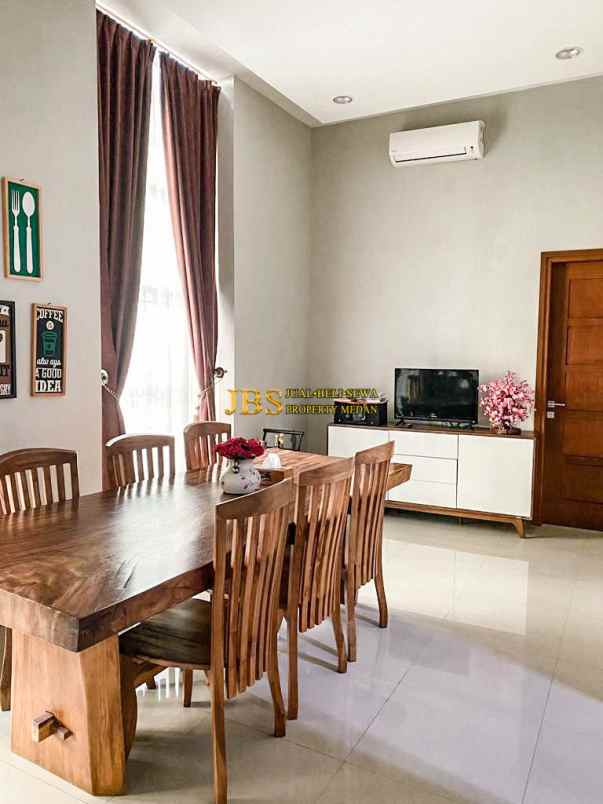 dijual villa komplek grand cemara asri