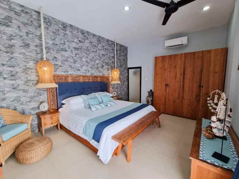 dijual villa lantai 2 canggu berawa