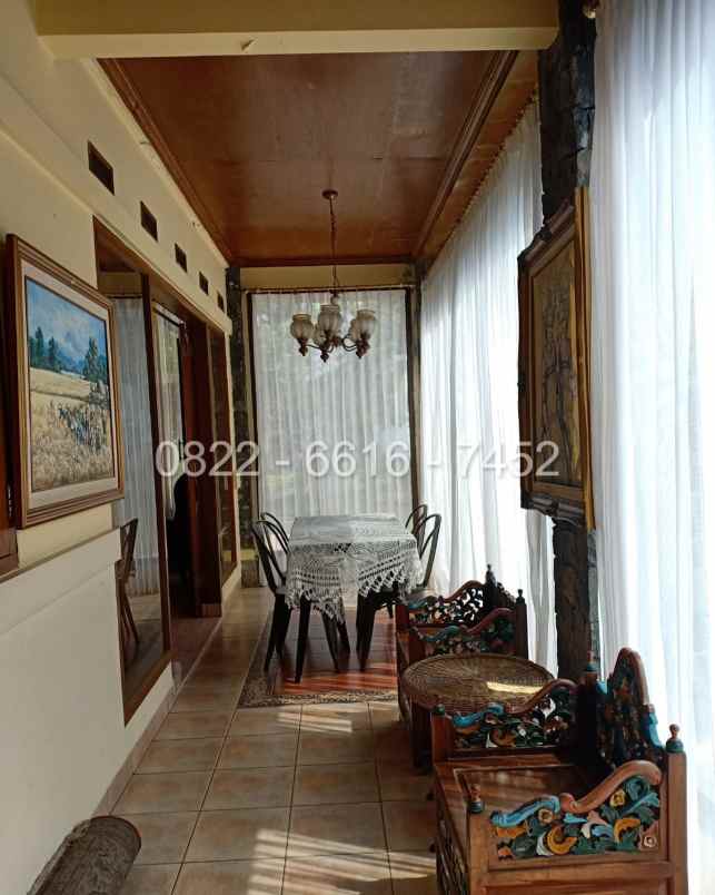 dijual villa parongpong cisarua lembang