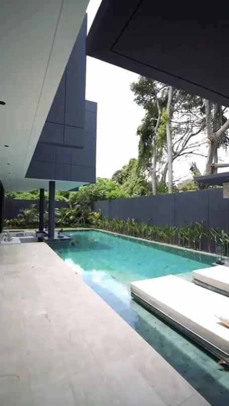 dijual villa pererenan