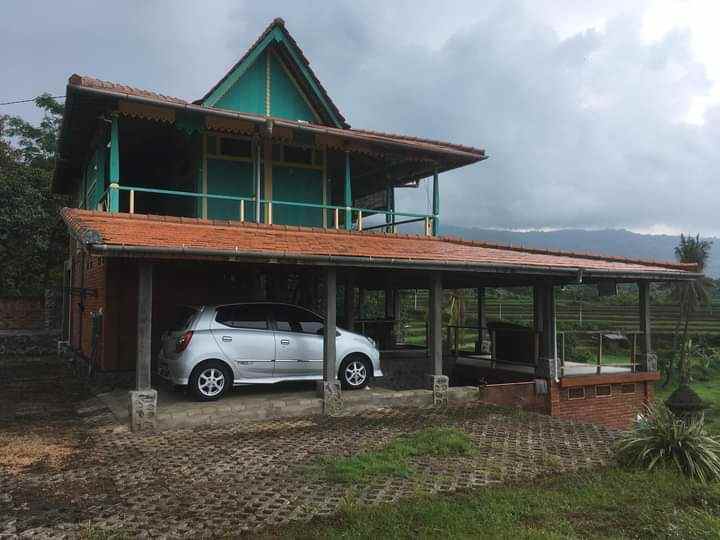 dijual villa sukasade lokasi bali utara