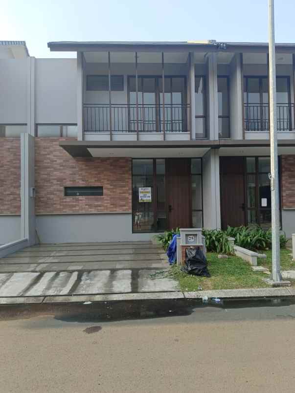 disewa rumah cluster dakota suvarna sutera tangerang