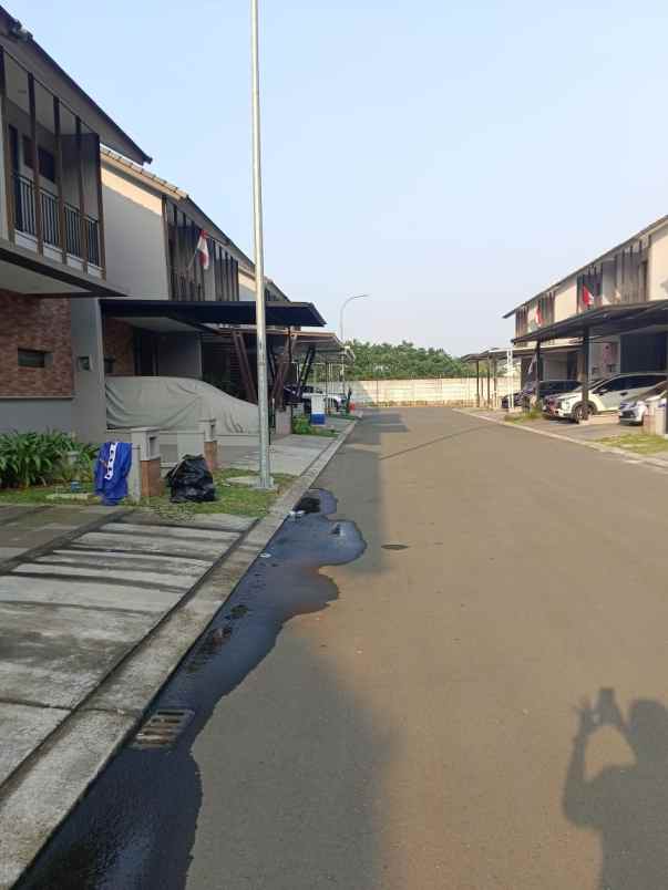 disewa rumah cluster dakota suvarna sutera tangerang