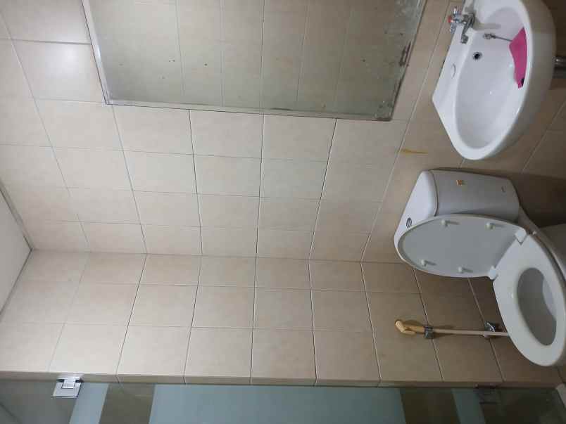 disewakan apartemen jl karang bolong raya no 1