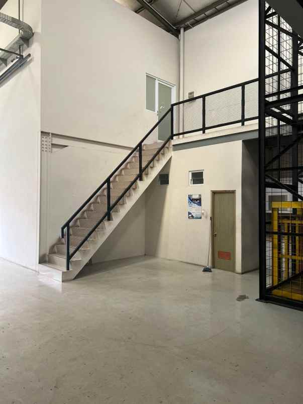 disewakan gudang di bizpark 3 medan satria bekasi