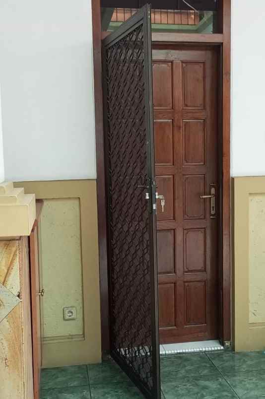 disewakan kost jl asem baris raya a 4 tebet